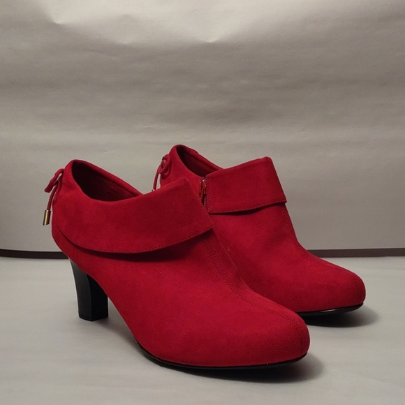 🌺COACH & FOUR Red Suede (Fabric) Slip On Booties Side Zipper Boots Size 10🌺 - Picture 12 of 15
